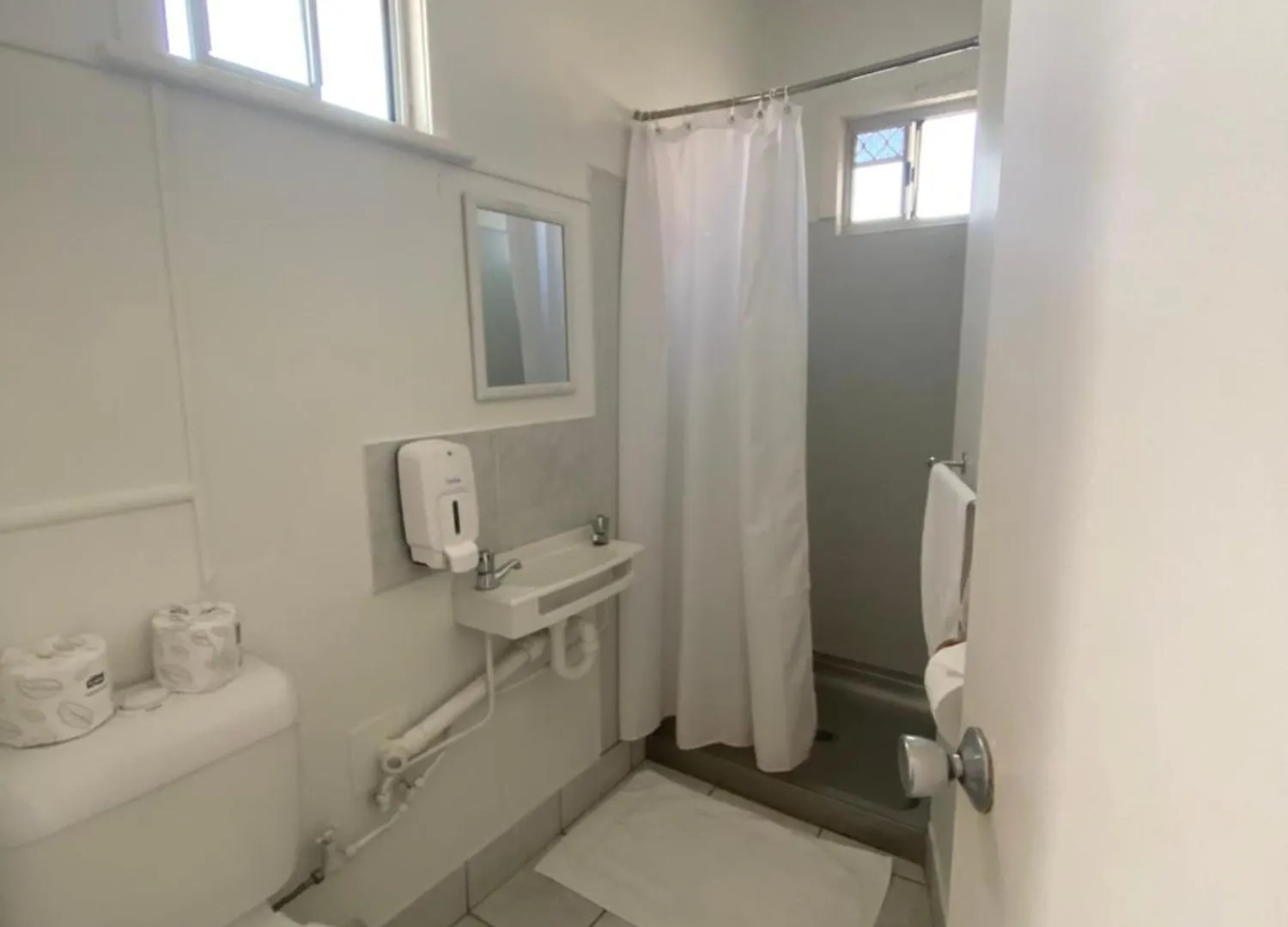 Hostal Civic Guesthouse Townsville Australia